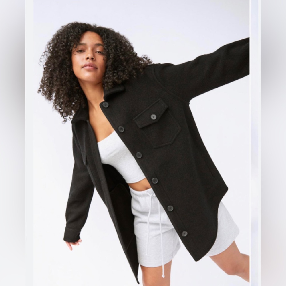 Aritzia Wilfred Ganna Wool Shacket in Black